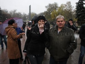 Фото: Фотоогляд полтавського мітингу, на який актив федералістів так і не явився