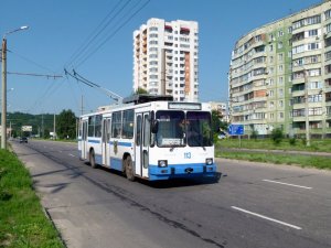 Фото: У Полтаві до 2017 планують провести тролейбусну лінію на Сади-2 та  Огнівку, а на Яківці не провели досі