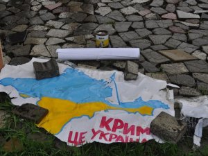 У Полтаві затримали сепаратиста, який зірвав плакат за єдину Україну
