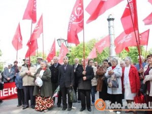 Фото: Комуністи Полтави вимагають відставку влади (резолюція)