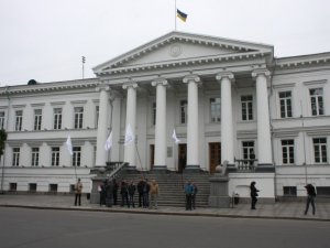 Фото: Мітинг біля полтавської міськради: вимагали кращих доріг