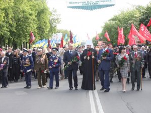 День Перемоги у Полтаві: перше покладання минулось без провокацій