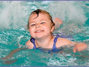 Фото: Як навчити дитину плавати