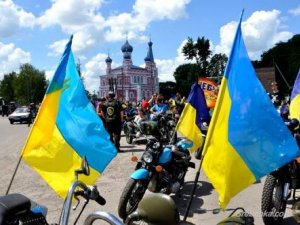 Фото: У Гребінці байкери зі всієї України провели фест