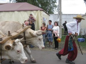 Фото: Сорочинський ярмарок відмінити не можна залишити!