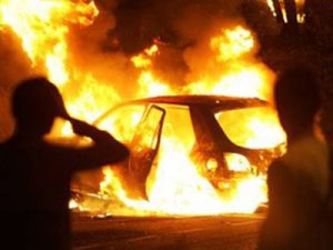 Фото: На Полтавщині чоловік загорівся, коли ремонтував автомобіль