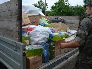 Фото: У Полтаві збирають необхідні речі для військових: перелік