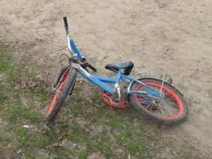 У Полтавському районі насмерть збили дитину на велосипеді