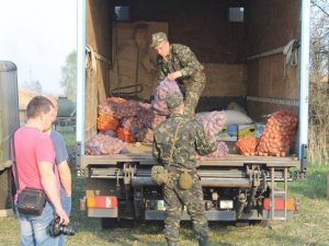 Фото: Полтавці можуть допомогти землякам, які – в зоні АТО: список потреб