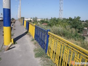 Фото: Мер Полтави про синьо-жовтий міст: Зробили гірше, ніж було