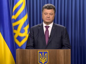 Порошенко скликає засідання РНБО через вторгнення російської армії