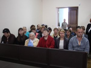 Фото: Суд над підозрюваним у вбивстві Бабаєва: до Полтави з’їхались  мітингувальники