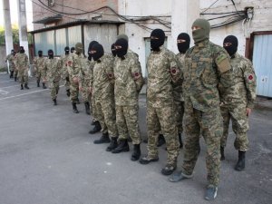У Полтаві бійці батальйону "Азов" провели тренування. Фото