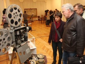 Фото: У Полтаві відкрили виставку про співпрацю двох геніїв – живопису та кінематографу