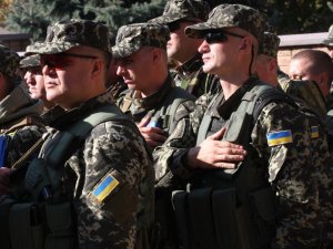 Фото: З Полтави в АТО відправили бійців. Фоторепортаж