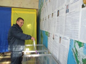 Фото: Вихованці виправної колонії на Полтавщині проголосували за нових народних депутатів