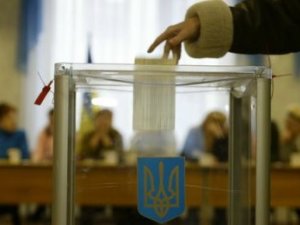 Фото: Відомі переможці позачергових виборів до Ради ще у трьох округах Полтавщини