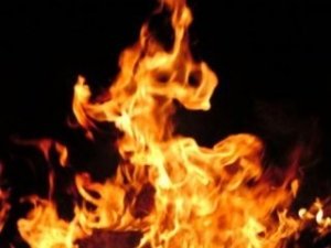 У Полтаві з палаючого будинку евакуювали 8 людей, є загиблий