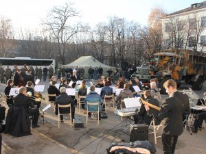 Полтавські музиканти грали для захисників Вітчизни у Слов’янську