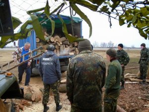 Полтавські волонтери утеплили розвідників у зоні АТО