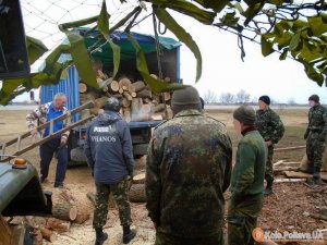 Війна триває: військові, волонтери, громадяни…