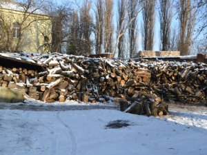 Фото: Дров’яні котли замість газових – українці згадали, як опалювати дровами