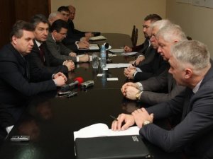 Литовські чиновники відвідали Полтаву – допомагатимуть постраждалим в АТО