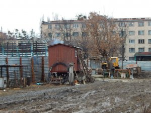 Фото: У Полтаві знову розпочали будівництво спортивного комплексу на вулиці Петра Юрченка