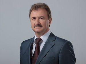 Екс-мер Комсомольська і КМДА Попов перекваліфікувався у бізнесмена