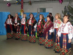 Фото: У Лубнах уже почали відзначати новорічні святки: влаштували вечорниці