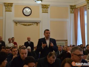 У п’ятницю міський голова Полтави скликає депутатів на сесію: питання