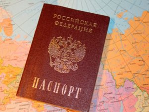 Фото: Росіяни з березня в Україну зможуть в’їхати лише за закордонним паспортом