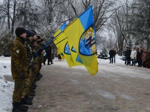 Фото: Полтава попрощалась з загиблим бійцем Дмитром Коряком