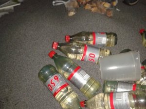 Фото: У Полтаві точку продажу складових для наркотиків замаскували під кіоск