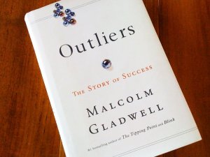 «Вихідні з книгою»: читаємо «Генії та аутсайдери» Малкольма Гладуелла