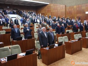 Визнають чи не визнають Росію агресором: сесія Полтавської обласної ради (текстова трансляція+фото)