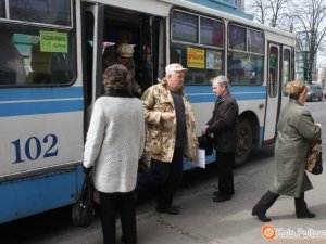 На Великдень та поминальні дні в Полтаві пустять додатковий транспорт