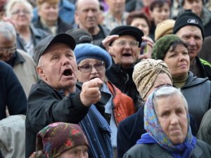 Фото: У Полтаві мітингували проти комунальних тарифів