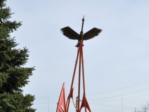 Фото: У Нових Санжарах встановили перший на Полтавщині пам’ятник героям Небесної сотні