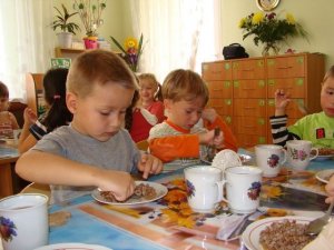 Фото: У дитсадках Полтави збираються підвищити вартість харчування