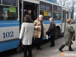 Як працюватиме в Полтаві транспорт у Великодні та поминальні дні