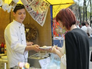 У Полтаві проходив перший «Галушка-Fest» (ФОТО)