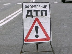 Фото: У Полтаві перекинулося легкове авто