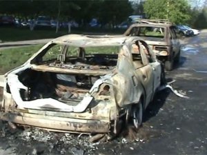 Вночі в Полтаві згоріли два автомобілі