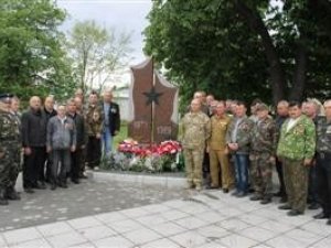 Фото: У Градизьку відкрили пам’ятник воїнам-афганцям