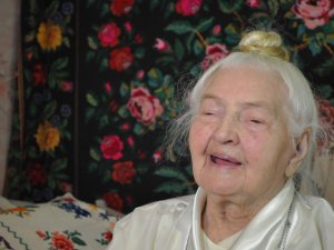 Ольга Майборода у день 103-річчя передала допомогу бійцям АТО (ФОТО, ВІДЕО)
