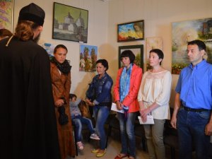 Волонтери передали грошову допомогу для семи родин загиблих бійців із Полтавщини