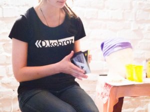 Фото: Рівненська аудіо-поетеса читала свої вірші для полтавців