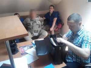 Фото: Міліція затримала "магістра окультних наук", який погрожував журналістам