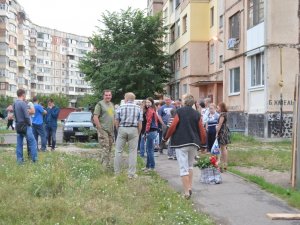 Фото: «Дембельський акорд» Мамая: громада проти забудовників